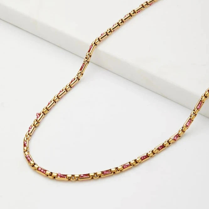 Luna Necklace Rouge