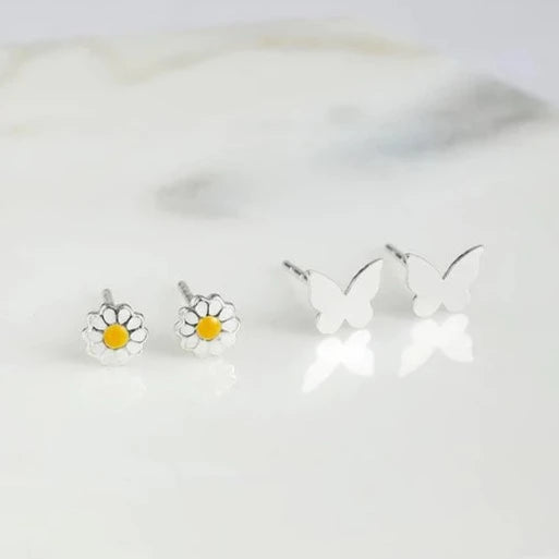 Daisy Stud Set