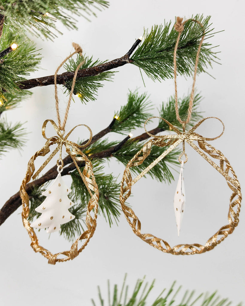 Curly Glitter Wreath with Tree & Star Hanging Decoration White & Gold