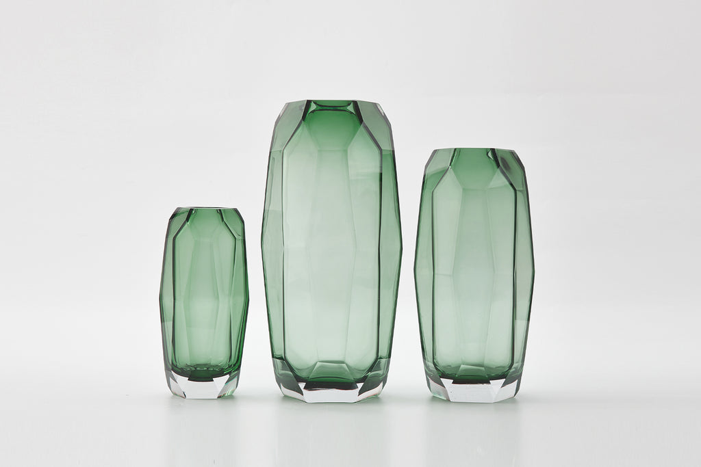 Radiant Vase Polished - Emerald